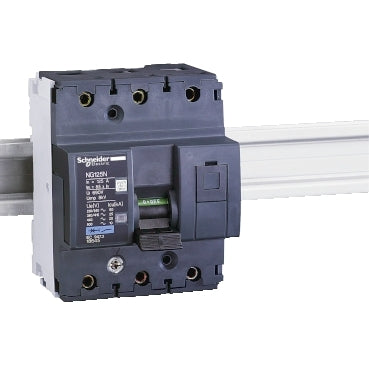 Schneider Electric 18643 NG125N Circuit Breaker 3P C100A, 25kA