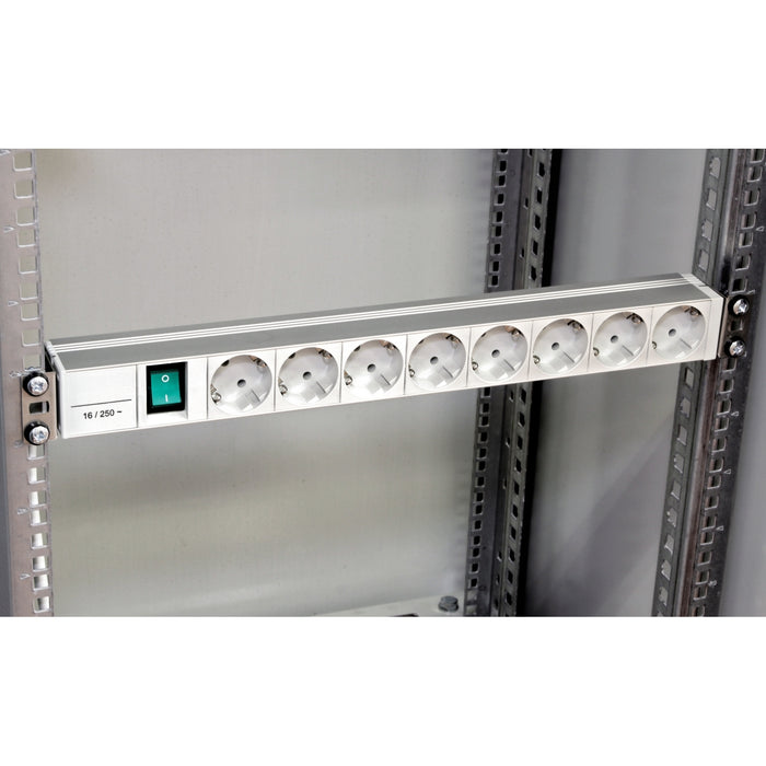 NSYAPU19S8S Actassi - 1U power distribution rail - 8 sockets+switch 19P VDE